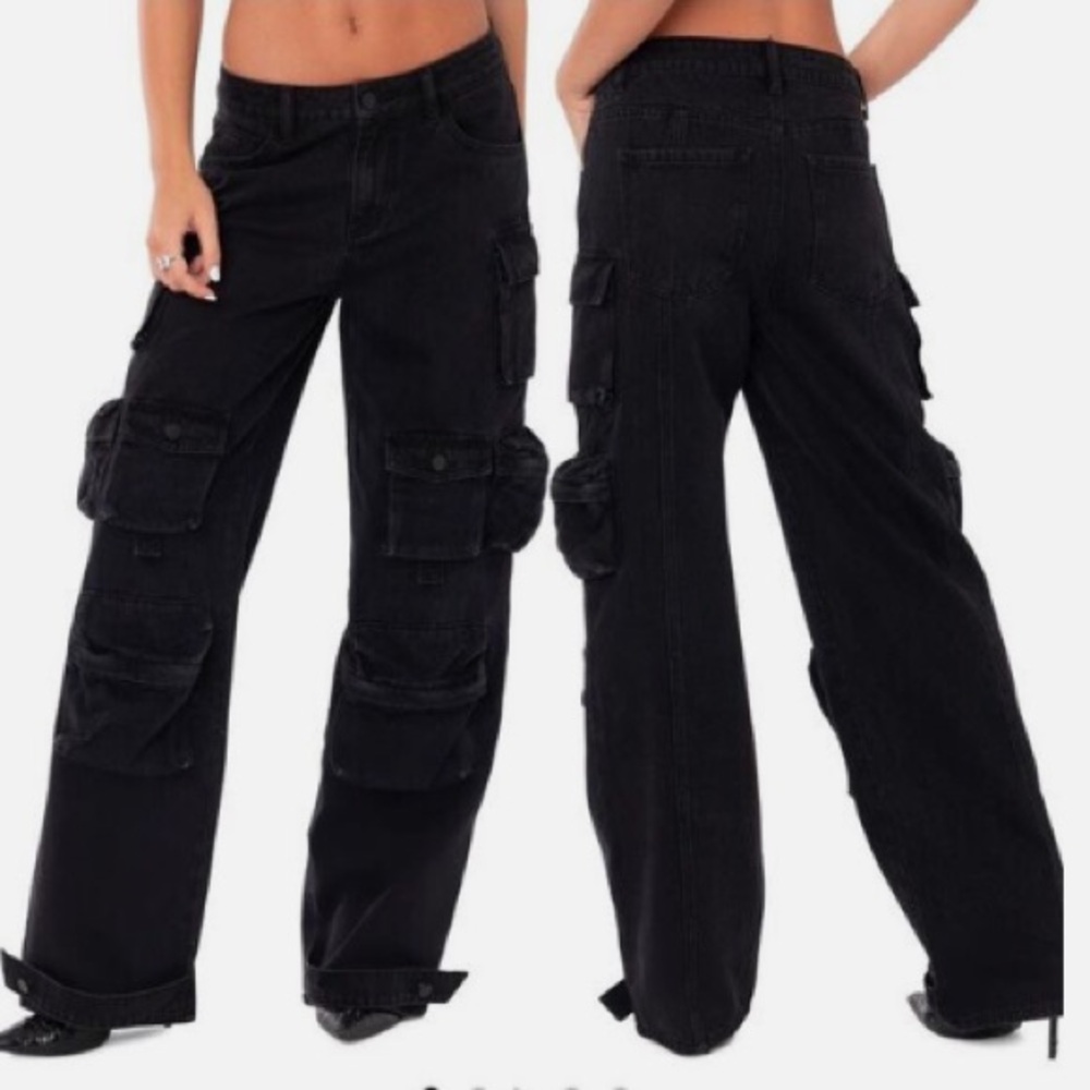 Edikted black oversized cargo jeans Sz XSmall